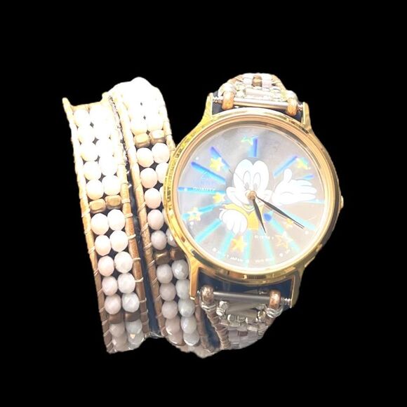 Vintage 1990s Holographic Disney Mickey Mouse Watch - Picture 9 of 11